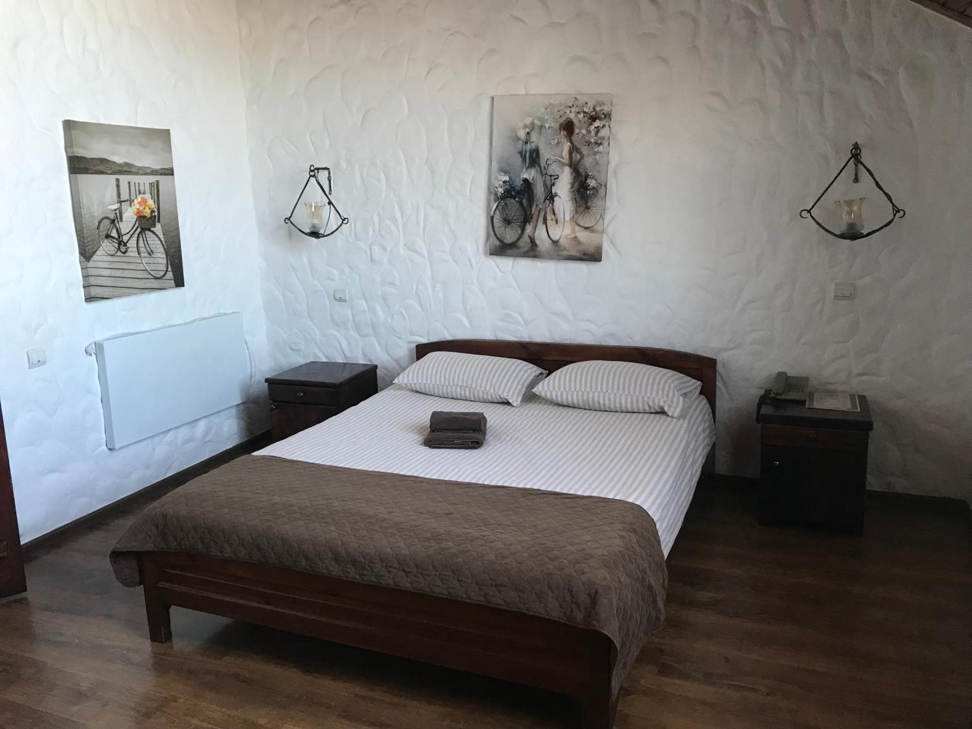Complex Khutor Hotel Velka Omeljana Kültér fotó