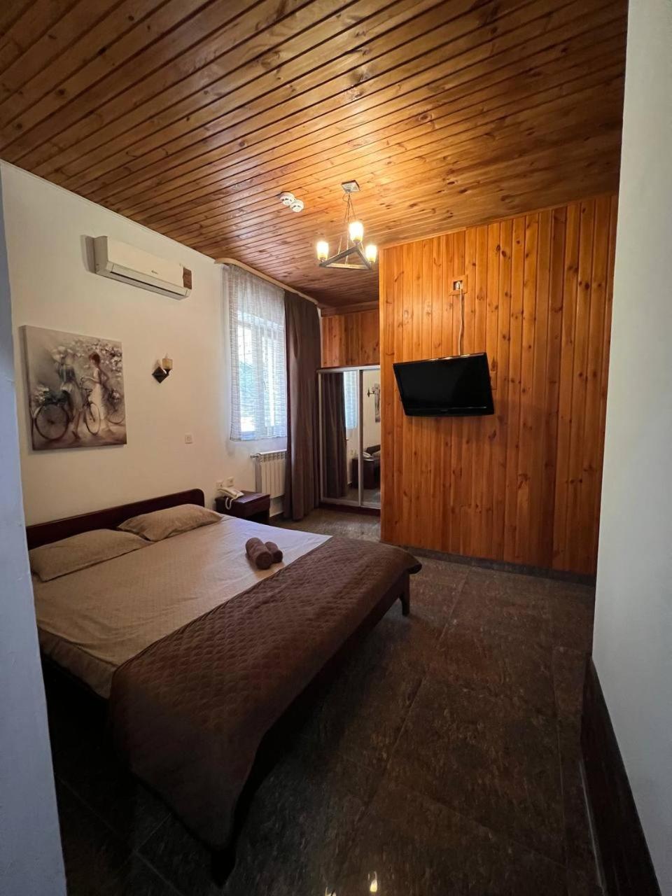 Complex Khutor Hotel Velka Omeljana Kültér fotó
